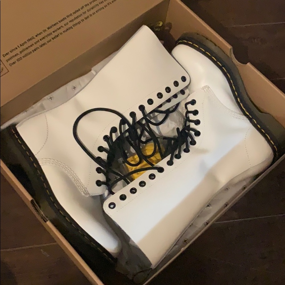 Dr.Martens